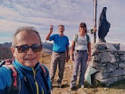 42 Alla Madonnina dei Canti (1563 m)